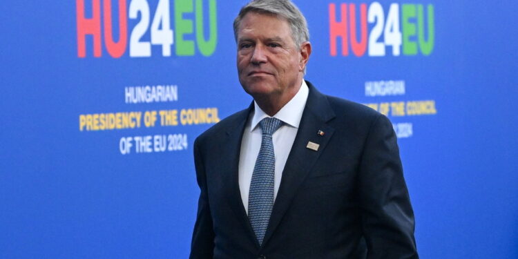 L'annuncio del filo-Ue Iohannis