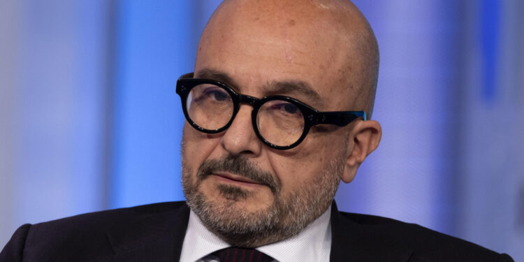 Sotto accusa gli audio 'illecitamente carpiti e consegnati'