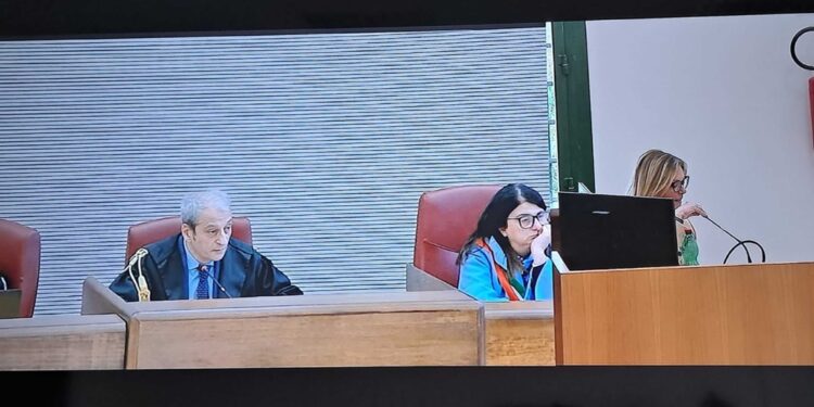 Per pm dirigenti volevano occultare isolamento oltre il limite