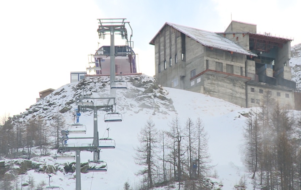 Natale a Madesimo: tra turismo, sci e rincari. Skipass sempre più costosi e strutture ricettive sold out