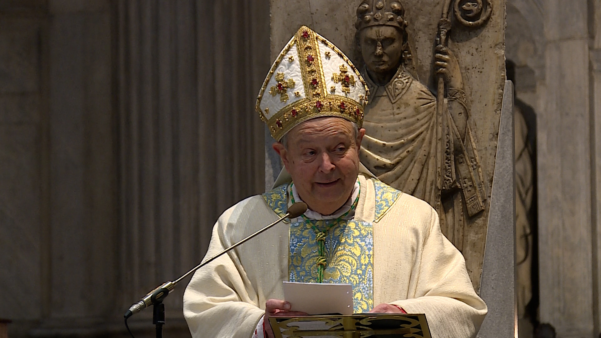 Duomo, il Cardinale Cantoni presiede la Messa dell’Assunzione