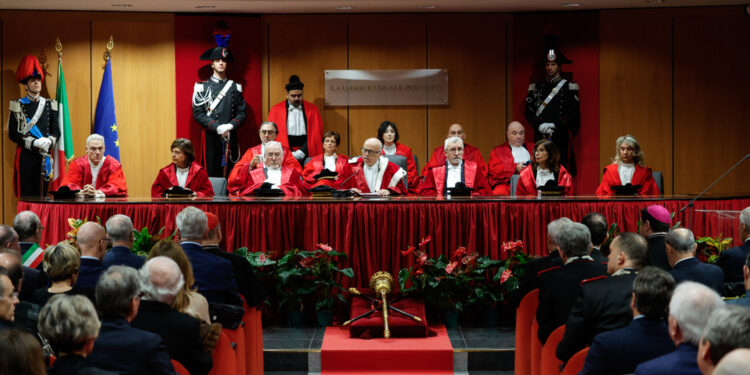 La Corte Appello: 'Valanga di reati ma i magistrati sono pochi'