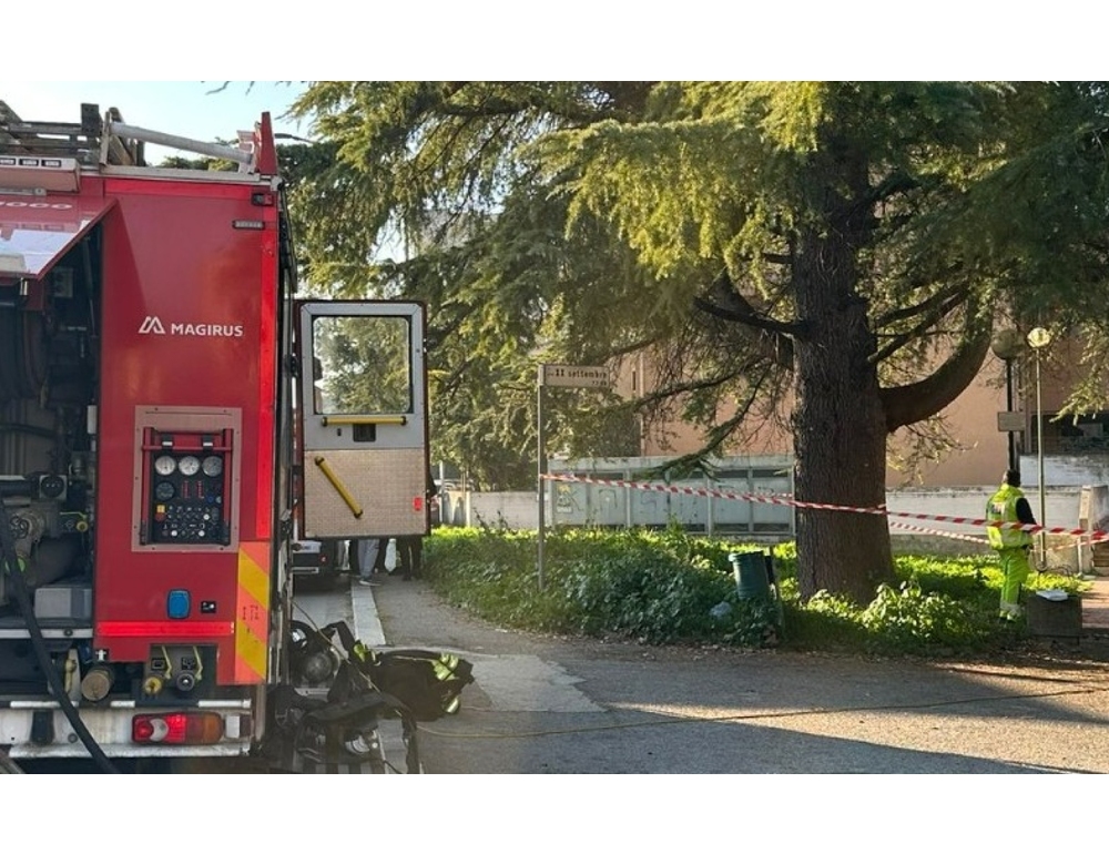 Incendio in un appartamento a Terni, due morti