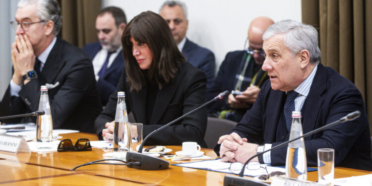 Riunione Farnesina con Tajani