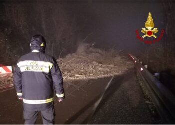 Soccorso e trasferito in ospedale in codice giallo