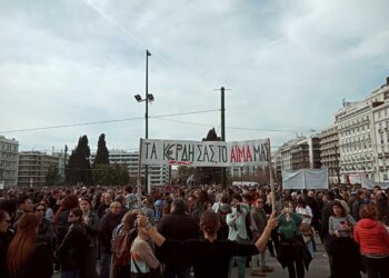 Morirono in 57 in scontro tra treni