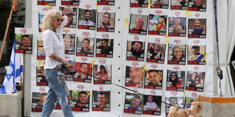 Avvertite le famiglie delle 4 rapite che saranno liberate domani