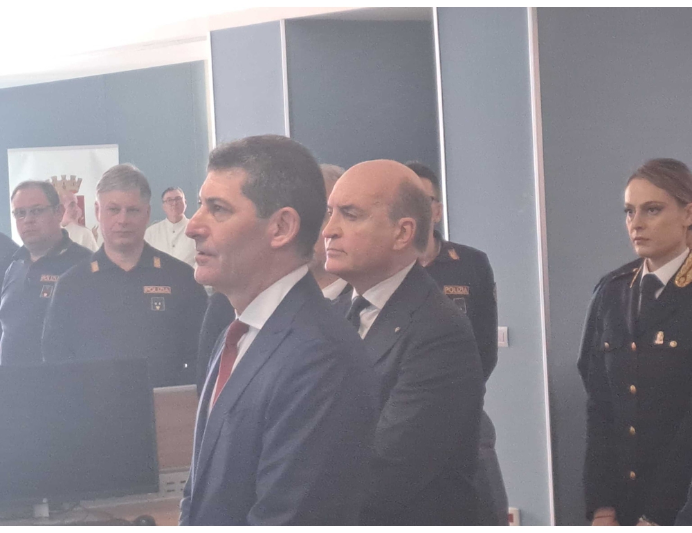 Pisani, in 4 anni 20mila nuovi agenti in Polizia