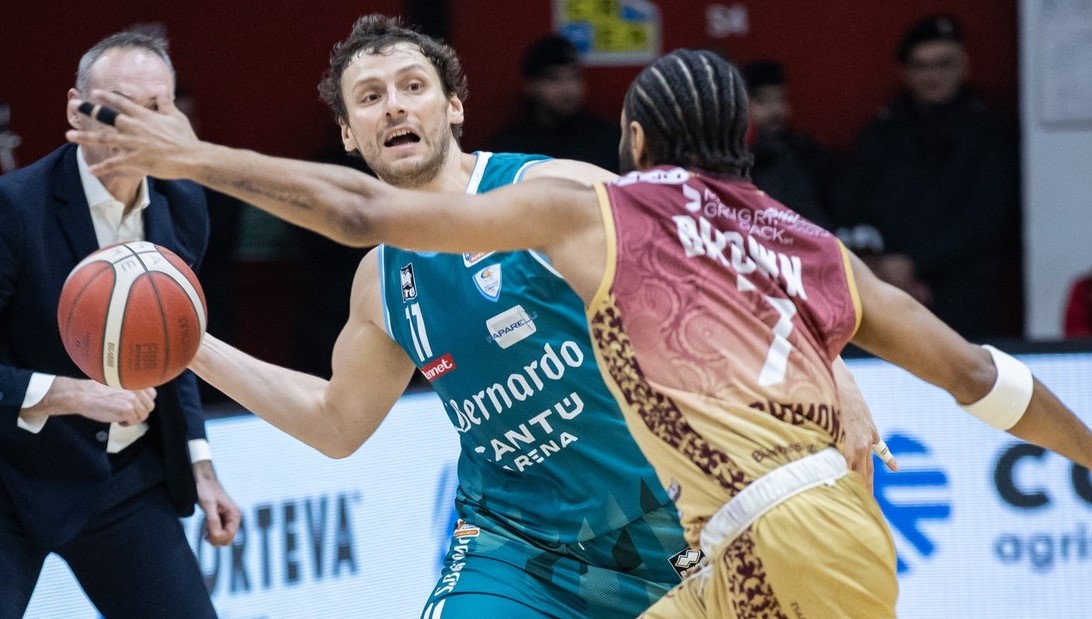 Cantù, successo in trasferta con la Juvi Cremona