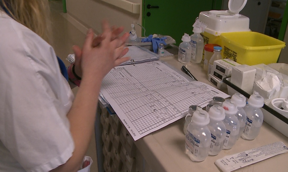 Picco di influenza, 145mila casi in Lombardia. Gioia (Ats Insubria): “Colpiti soprattutto bambini e anziani”