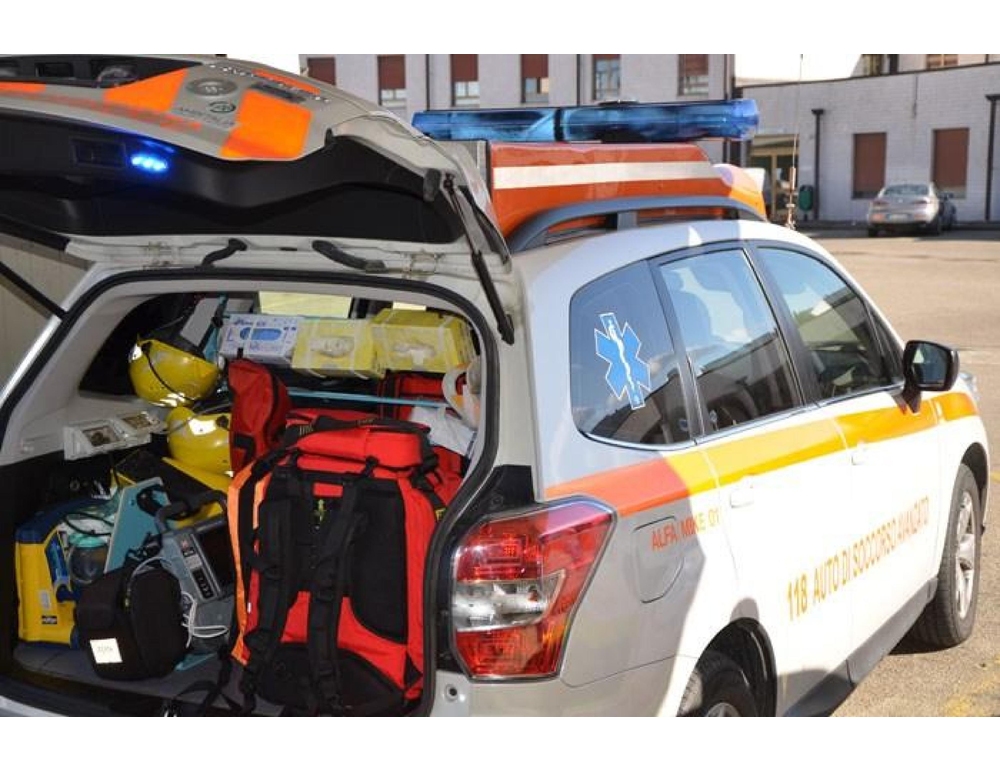 Calcio, grave malore per calciatore 23enne in provincia di Lucca