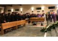 Chiesa stracolma per le esequie del figlio del senatore Mario
