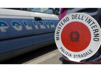 Giovane fermato dalla polizia stradale di Massa