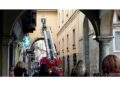 E' la sede del Comune. Pronto intervento di vigili e pompieri
