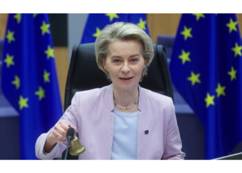 'Tagliati i legami con la Russia