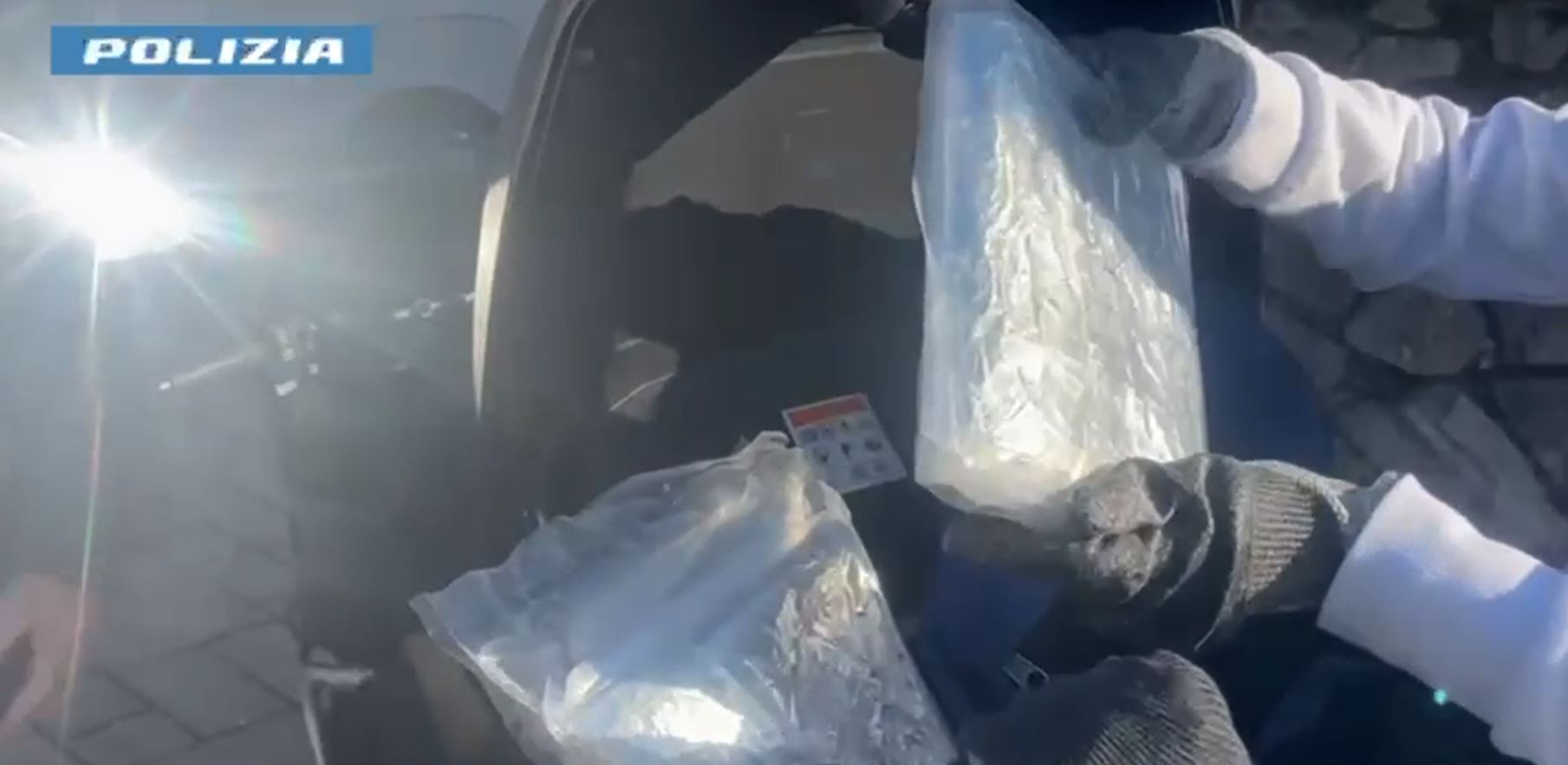 Binago, oltre al caffè al bar “serviva” anche la cocaina. Arrestato un 59enne napoletano