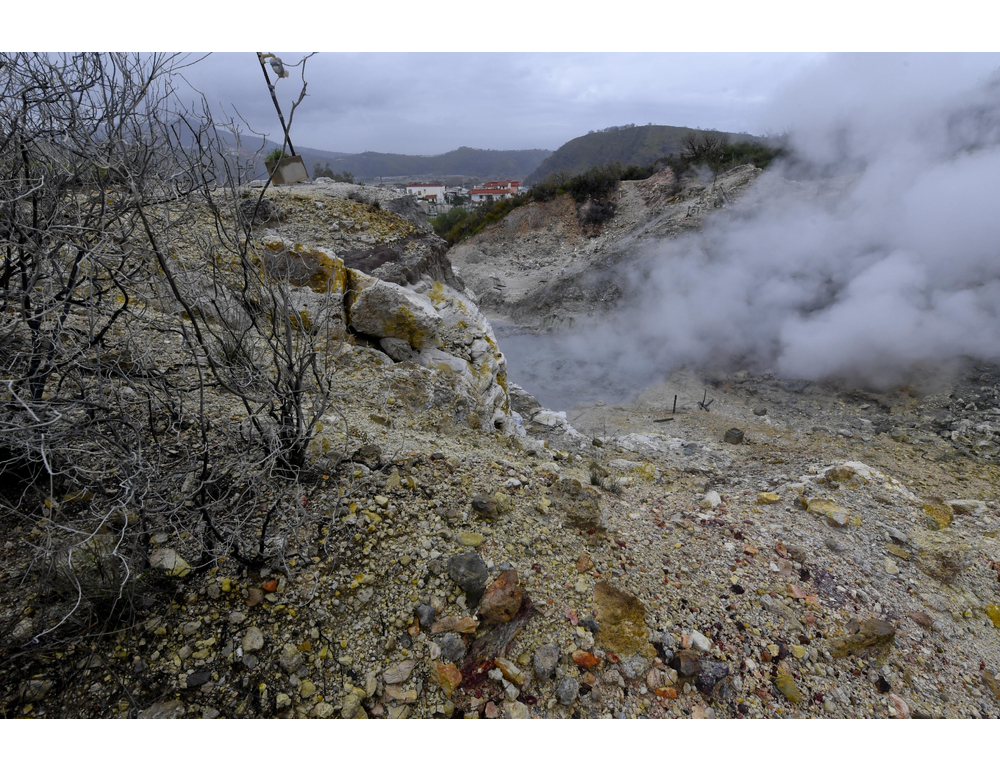 Campi Flegrei, proseguono verifiche sui livelli di Co2