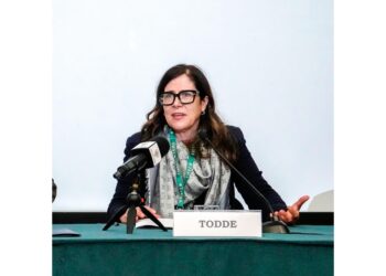 Delibera su proposta del ministro Calderoli