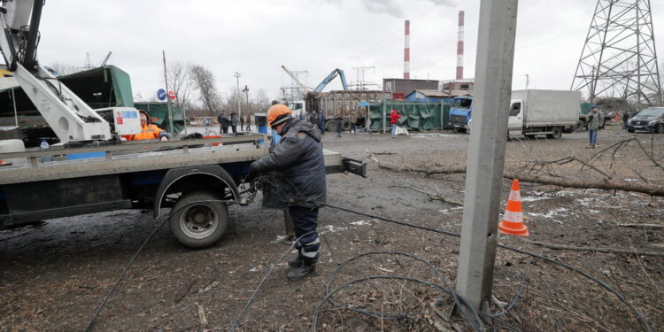 'Su stop a raid energetici e può trarre conclusioni pertinenti'