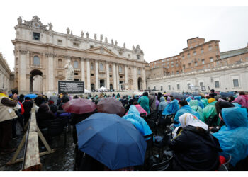 Celebrazione eucaristica celebrata da mons. Fisichella