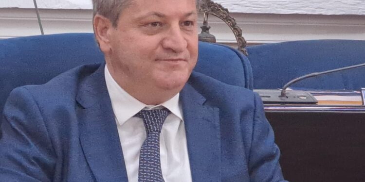 Vuole fornire la sua versione in merito agli episodi contestati