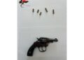 L'arma trovata dai carabinieri in un beauty-case