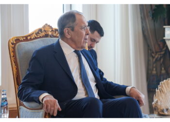 'Continuano a incitare Kiev alla guerra contro la Russia'