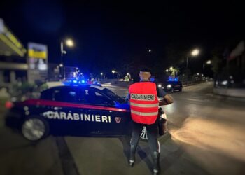 A Fuorigrotta venditori ambulanti minacciati con armi