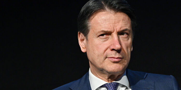 Non possono portarci a economia di guerra senza voto cittadini