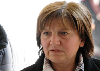 La donna al telefono dopo i nuovi sviluppi investigativi