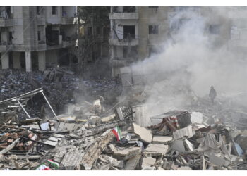 In precedenza l'Idf aveva fatto evacuare un edificio