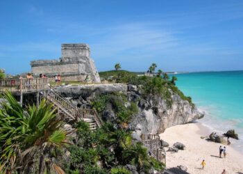 Si sospetta che i mandanti siano i narcos della città turistica