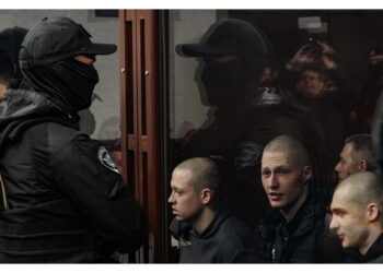 Presunti membri del battaglione Azov accusati di terrorismo