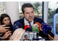 "Con un centro profughi davanti alla Corte magari cambiano idea"