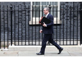 Il premier Gb si dice 'profondamente preoccupato'