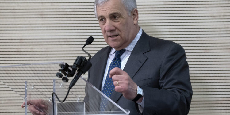 'L'Italia lavora a un processo politico pacifico e inclusivo'