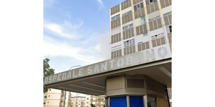 Aggressione davanti all'ospedale pediatrico Santobono a Napoli