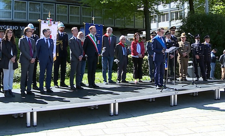 Ottant’anni dalla Liberazione, Rapinese: “È il 25 aprile ogni giorno in cui proteggiamo i valori della Repubblica”