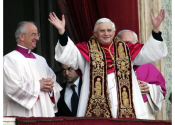 Il 19 aprile 2005 la sua elezione .Un libro ripercorre la storia