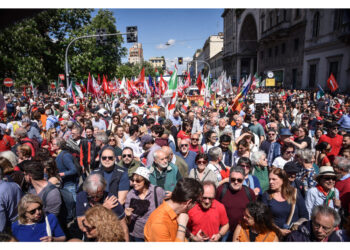 Spezzone Brigata Ebraica si scioglie prima per ordine pubblico
