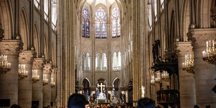 Cerimonia in onore di chi ha contribuito a rinascita cattedrale