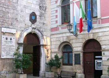 Presentata dai gruppi della maggioranza di centrosinistra