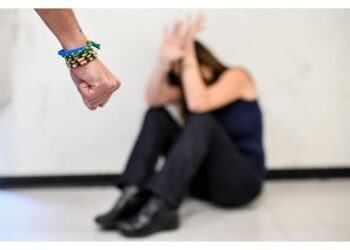 In una circostanza l'uomo l'avrebbe stordita con psicofarmaci