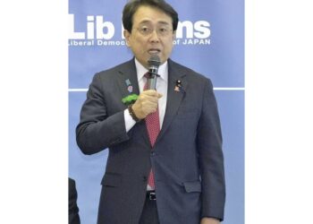 L' inviato di Tokyo cerca un compromesso per esenzioni auto