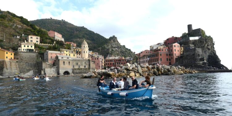 Tra Monterosso e Vernazza durante i ponti primaverili