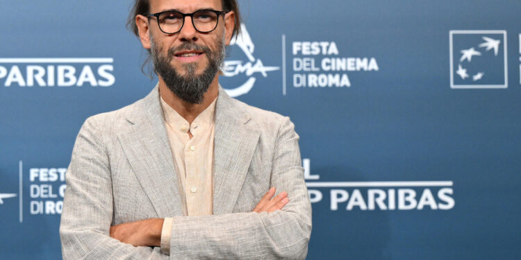 Regista: 'Se non si può raccontare allora c'è poca democrazia'