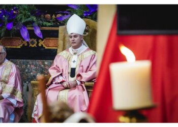 Arcivescovo di Torino: "Non possiamo rassegnarci"