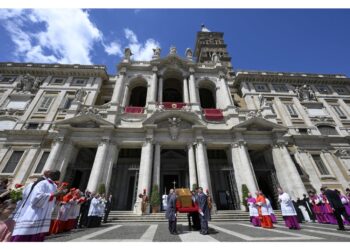 Basilica aperta alle 7