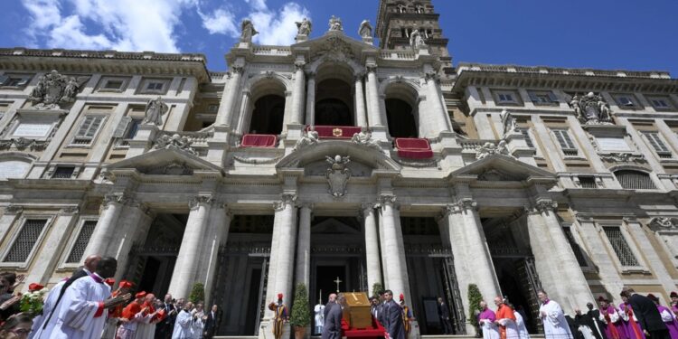Basilica aperta alle 7