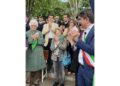 E si dichiara antifascista. Esponenti minoranza votano a favore